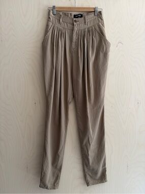 Zucca Japan Women's Pleated High-Waist Trousers — Beige